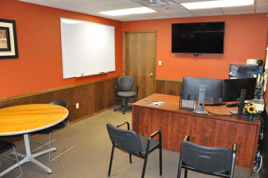 1313 Western Ave, Brookings, SD 57006